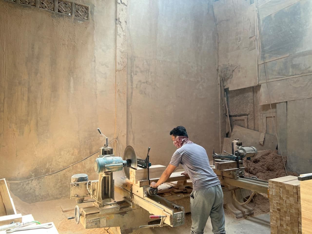 Finishing & Perlakuan Permukaan