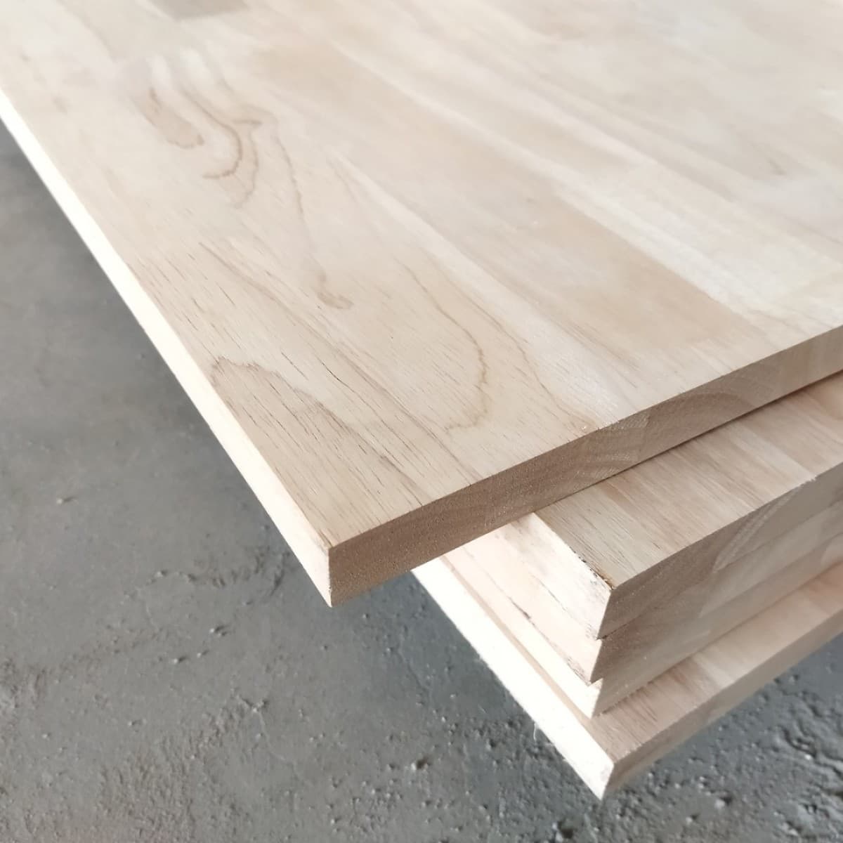 Kayu Solid Pohon Karet